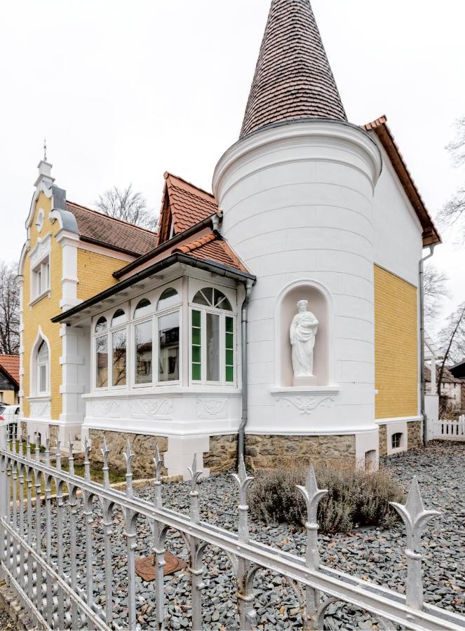 Villa An Der Bode ทาเลอ ภายนอก รูปภาพ